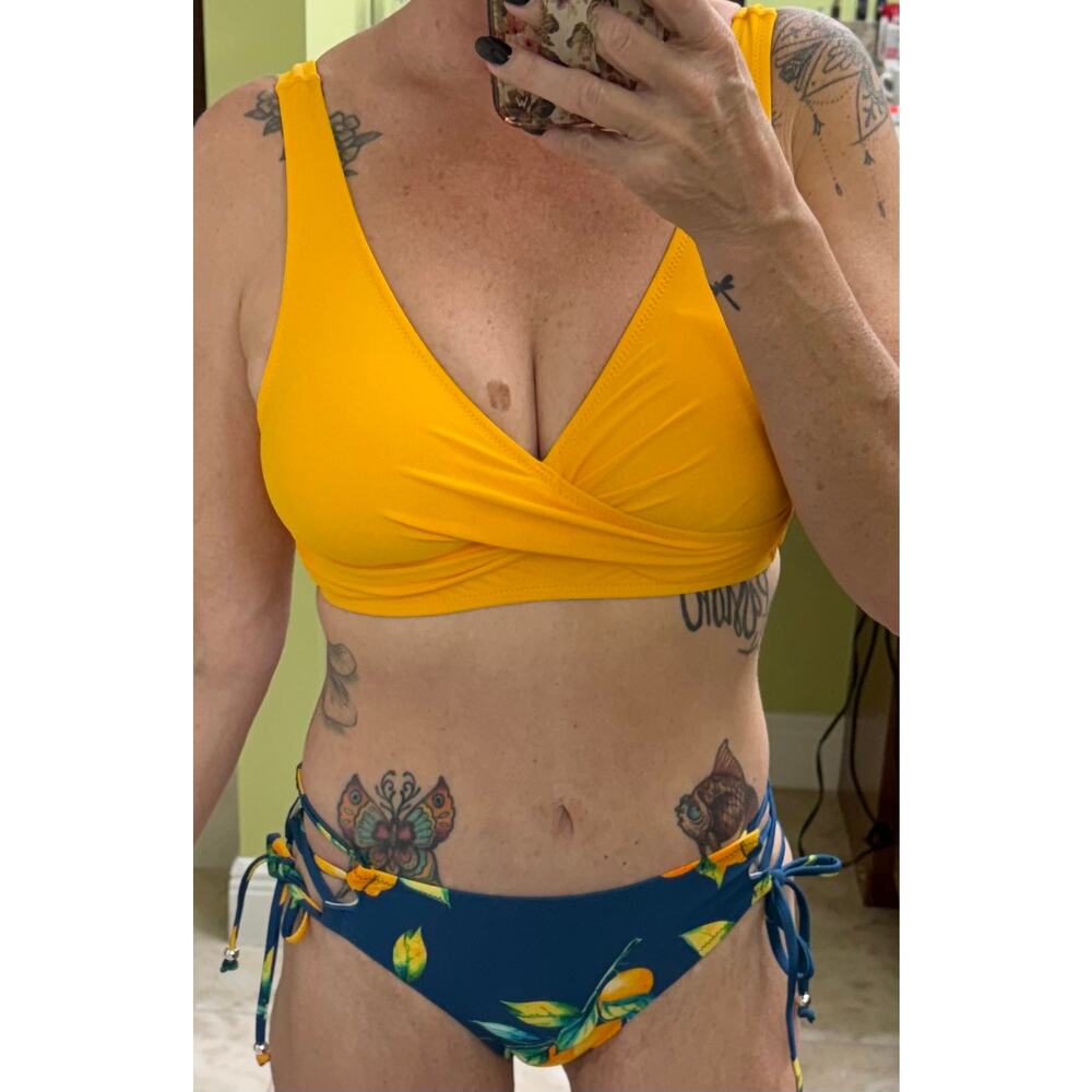 Cupshe Small Lemon Wrap Bikini Top & Side-Tie Ruched Bottoms Swim suit $40 new - Picture 5 of 8